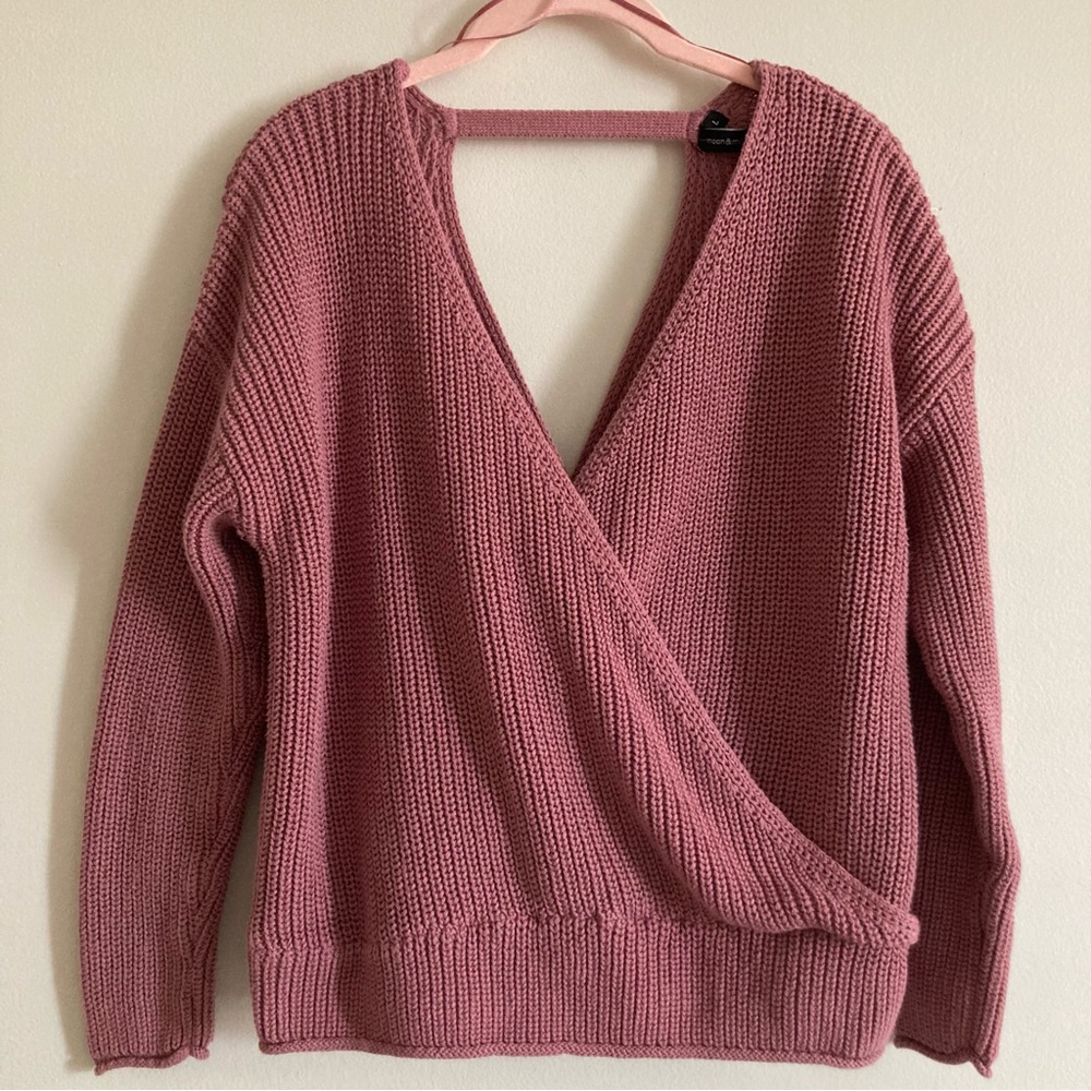 MOON & MADISON pink sweater size large